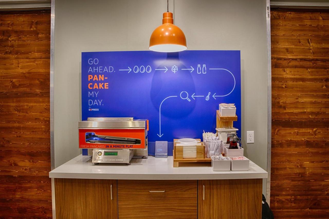 Holiday Inn Express - White Marsh By Ihg エクステリア 写真